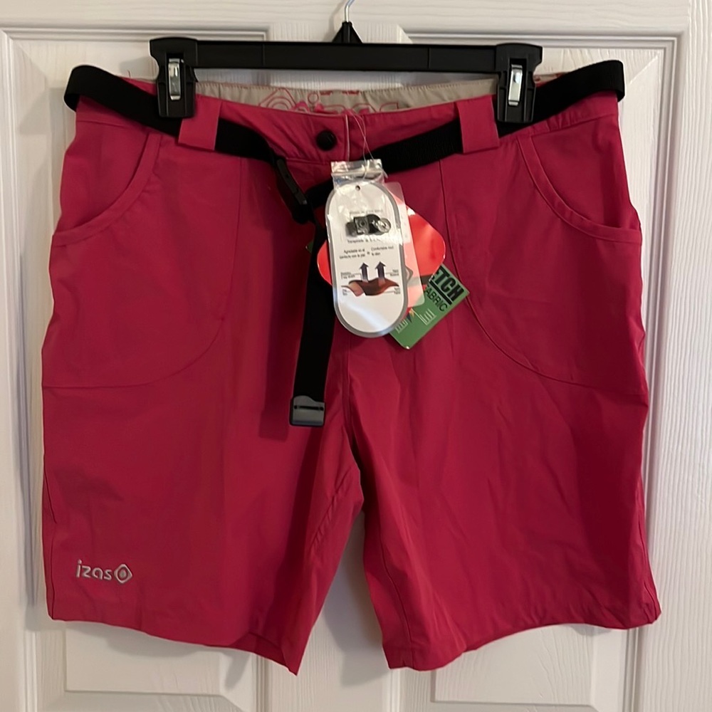 Izas Lee Comfort-Stretch Shorts. Size L. (USA). NWT